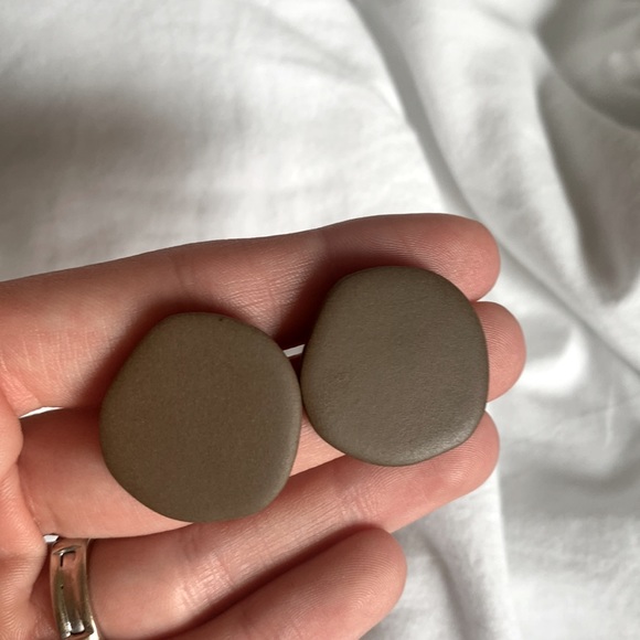 Handmade polymer clay earrings - Picture 3 of 3